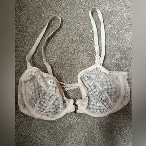 Victoria's Secret Bra 32 D